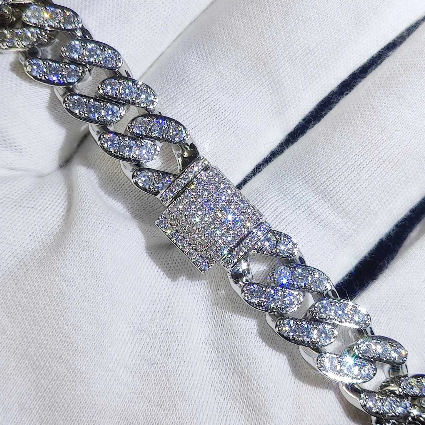 Cuban Link Bracelet Men/Women