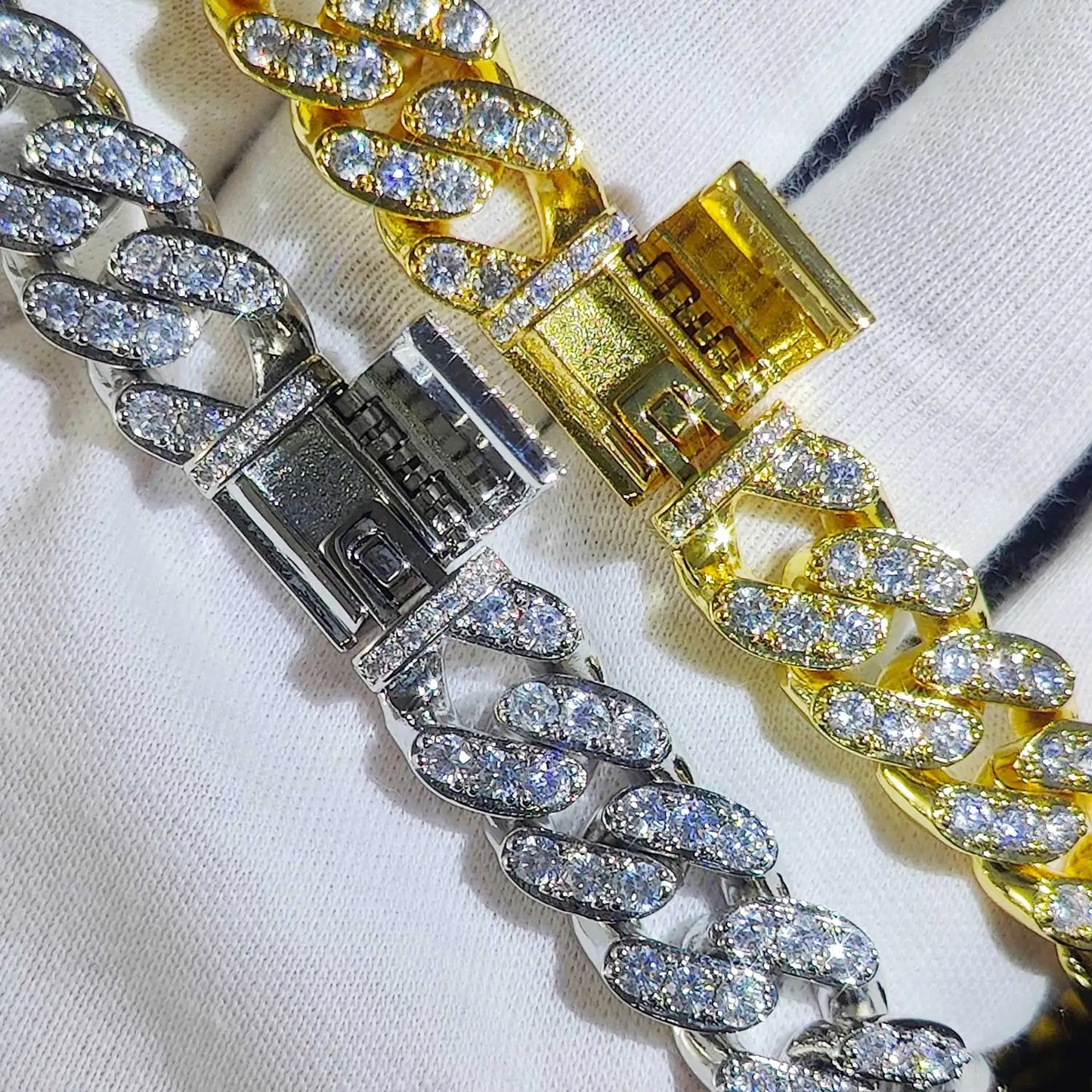 Cuban Link Bracelet Men/Women
