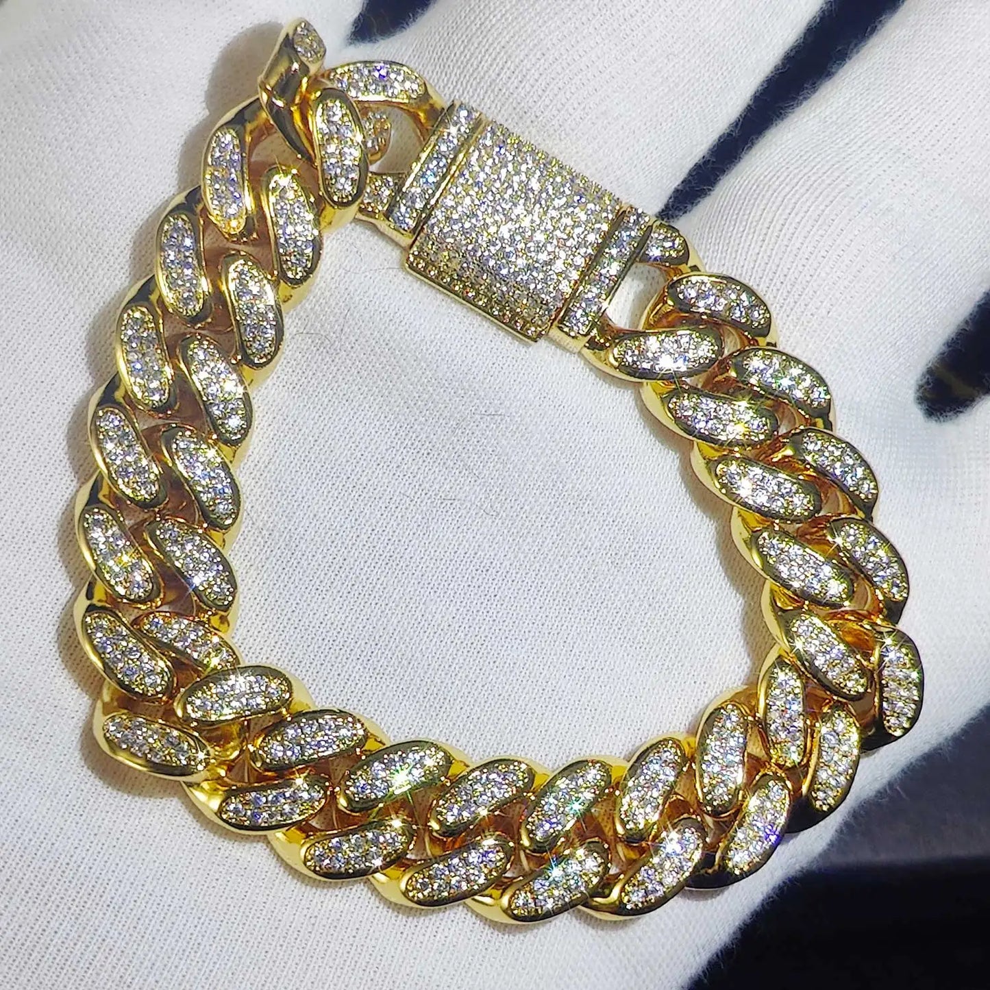Cuban Link Bracelet Men/Women